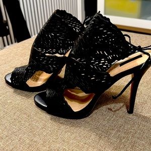 One time worn ,no damage